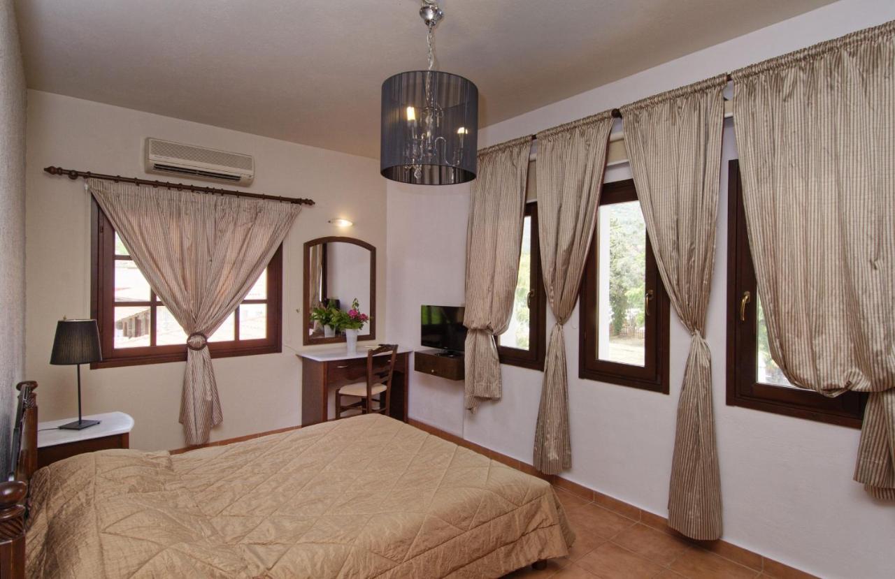 Enalion Hotel Кала-Нера Екстер'єр фото