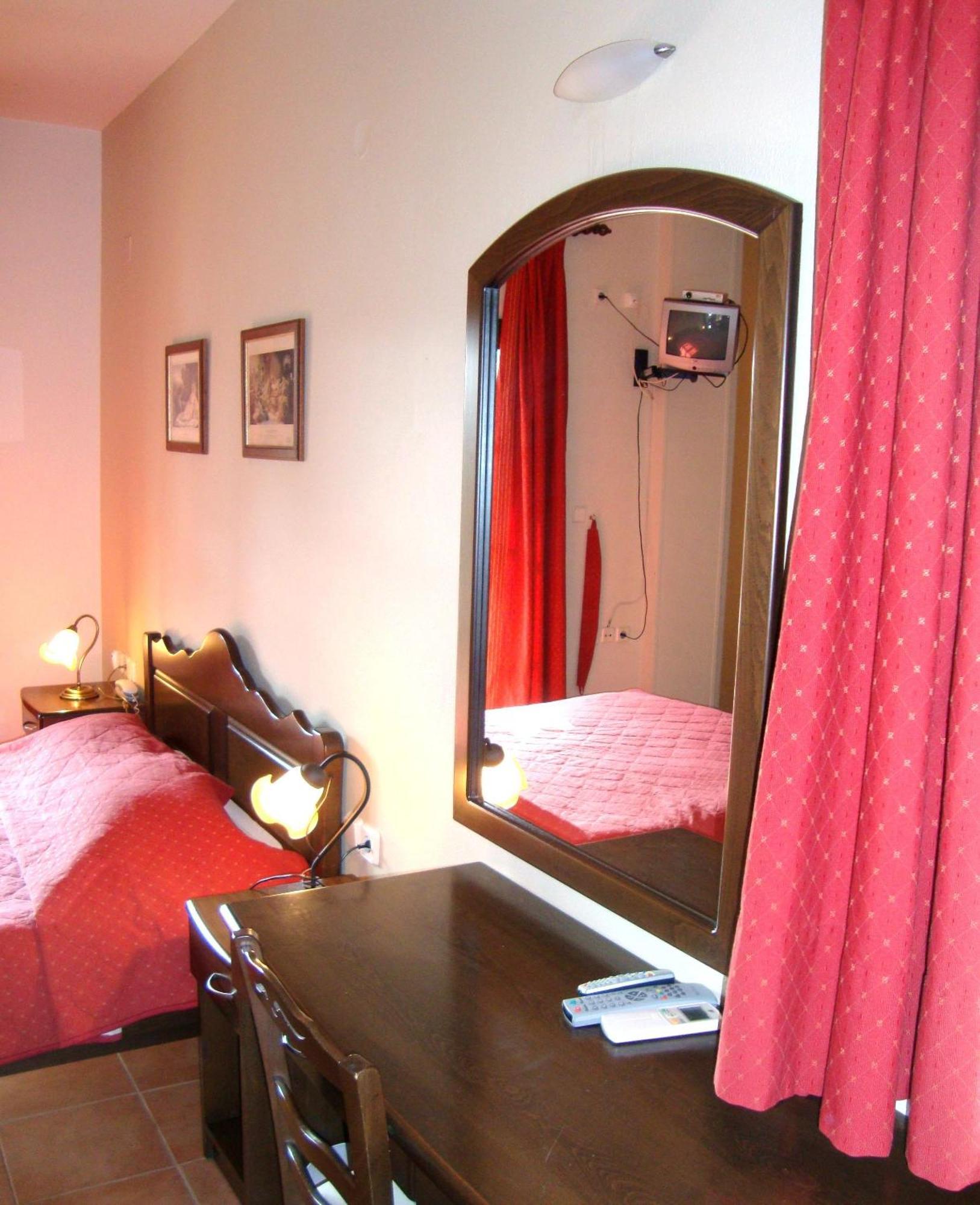 Enalion Hotel Кала-Нера Екстер'єр фото