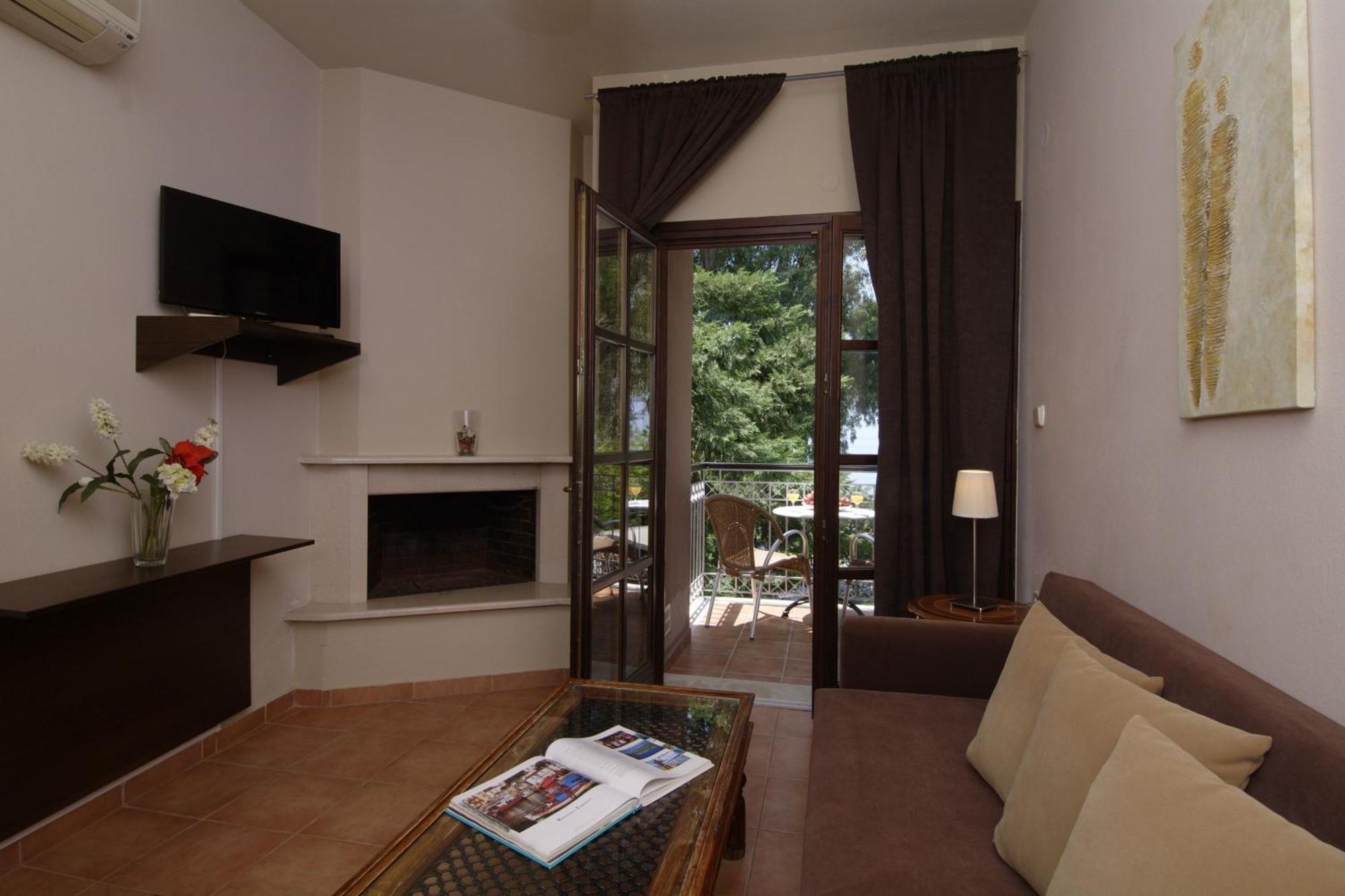 Enalion Hotel Кала-Нера Екстер'єр фото